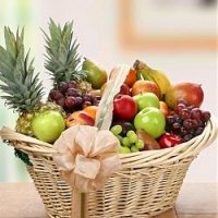 12 items Fruits basket